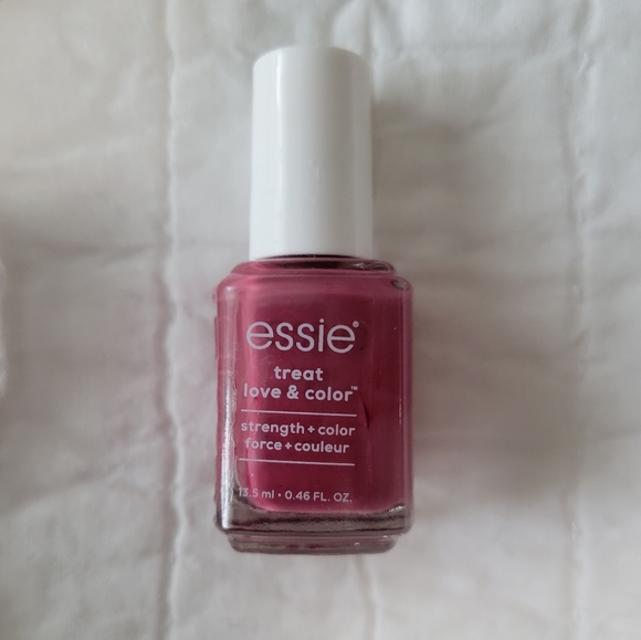 essie Treat Love & Color A-Game #48 NWT Strength & Color Treatment No Base - Picture 2 of 6